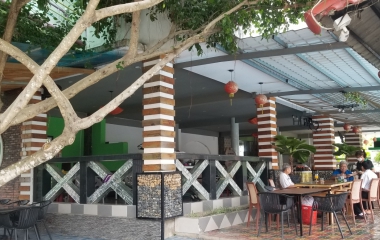 Cà phê điểm tâm gia đình Thủy Mộc