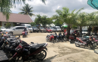 Đến Thủy Mộc rộng rãi ko lo chỗ đậu xe