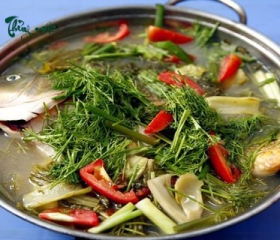 Lẩu cá chép dưa cải chua