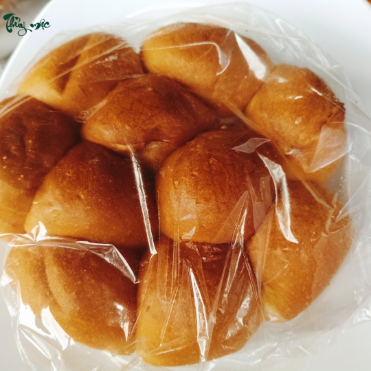 Gà tiềm tứ quý + bánh mì